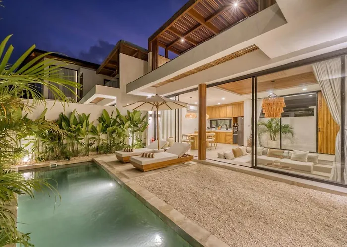 Amaya Dawn - Pool - Bingin Uluwatu